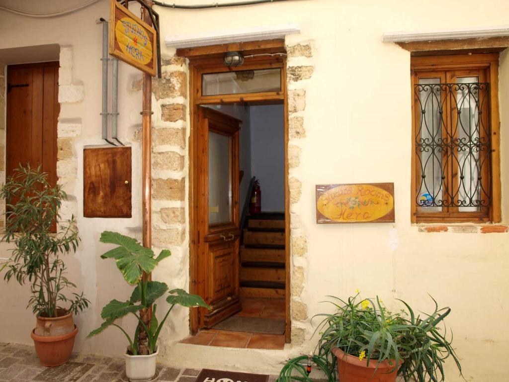 Hera Studios Appartement *